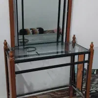 میز آرایشی