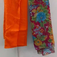 تعدادی شال و روسری و لباس زنانه|حراج|بروجرد, |دیوار