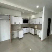 رهن واحد ۱۰۰ متری کلید نخورده