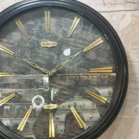 ساعت دیواری