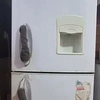 یخچال‌و فریزر الکترواستیل بسیار سالم