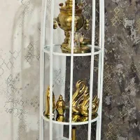 قفسه سلطنتی با مطعلقات