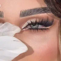 آموزش تمامی لاین های زیبایی همراه با مدرک