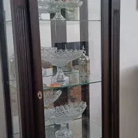 ویترین در حد نو تمیز بدون مشکل|بوفه، ویترین، کنسول|رشت, یخسازی|دیوار