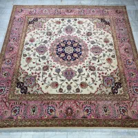 دوعدد فرش دثتباف مربع ساروق و تبریز|فرش|تهران, شیراز|دیوار