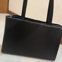 کیف|کیف، کفش، کمربند|رشت, فلسطین|دیوار