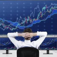 درآمد دلاری واقعی