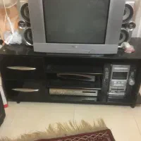 تلویزیون سونی ۲۱ اینچ و میز تلویزیون