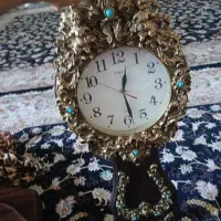 ساعت دیواری همه چیش سالمه