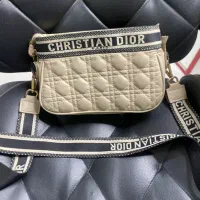 کیف و کفش بسیار تمیز|کیف، کفش، کمربند|سبزوار, قصبه شرقی|دیوار