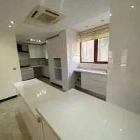 نیاوران شمال کاخ ۱۱۲متر ۳خواب