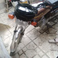 موتو ر 125تیز پر توس