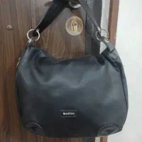 کیف بزرگ مشکی مارک مانگو