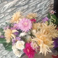 خونه تو برای عید با گلهای خارجی رنگی کن