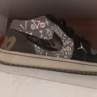 کفش|کیف، کفش، کمربند|صدرا-فارس, فاز ۱|دیوار