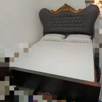 تختخواب سلطنتی دونفره همراه میز آرایش تمیز سالم