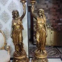 مجسمه ایستاده