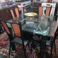 میز غذا خوری چهار نفره