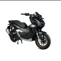 فروش موتور هوندا  adv 160 تایلندی رنگ مشکی پیانویی