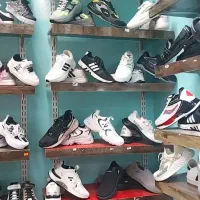 کتونی|کیف، کفش، کمربند|بجنورد, |دیوار