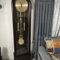 ساعت شیک وشکیل سالم وبدون خط وخش