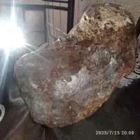 یک عدد سنگ کبود خیلی کم یاب
