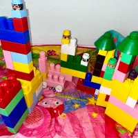 لگو،فکری،ماشین،عروسک برند