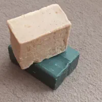 صابون زغال و هفت گیاه