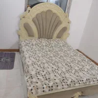 دو عدد تختخواب دو نفره