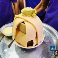 بستنی سنتی شیریخ ساده و  مغزدار