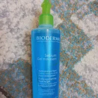 ژل شست و شو پوست چرب بایودرما