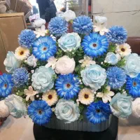 فروشنده گل مصنوعی