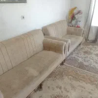 مبل همراه با عسلی