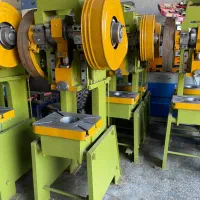 پرس ۲۵ تن کورس