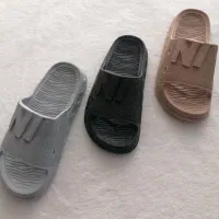 تیشرت|لباس|قم, چهل درخت‎|دیوار