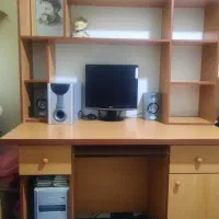 میز کامپیوتر و کتابخانه سوار