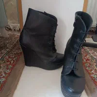 دو جفت بوت مشکی دخترانه|کیف، کفش، کمربند|مشهد, امیریه|دیوار