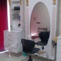 دکور ارایشگاه زنانه