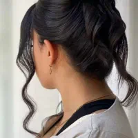 خدمات میکاپ و شنیون عروس و همراهی و آموزش|خدمات آرایشگری و زیبایی|مشهد, کارمندان دوم|دیوار