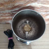 آسیاب برقی|خردکن، آسیاب، غذاساز|میبد, |دیوار