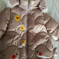 تعدادی لباس دخترانه و کاپشن