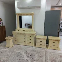 میز آرایش. دراور ،پاتختی ،صندلی