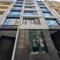 ساختمان-مدرن-300متر-مشرف-به-باغ-آرشیتکت-به-نام