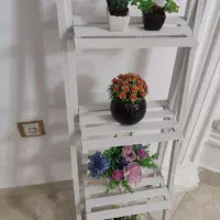 استند همراه گلدان‌ها