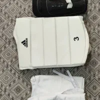 لباس تکواندو شماره یک و لباس کاراته شماره سه