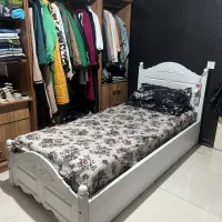 تخت آینه قدی میز آرایش|تخت و سرویس خواب|تهران, اتابک|دیوار