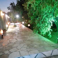 اجاره خانه باغ ویلایی جهت مسافر (ایرانی و خارجی)|اجارهٔ کوتاه‌مدت ویلا و باغ|کاشان, فین بزرگ|دیوار
