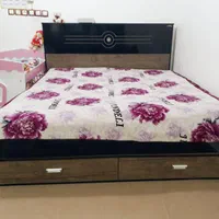 تخت خواب رویال آنتیک اصل|تخت و سرویس خواب|اهواز, کمپلو جنوبی|دیوار