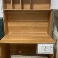 میز تحریر اصلا استفاده نشده نو نو