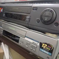یک دستگاه ویدئو سونی|پخش‌کننده DVD و ویدیو|بروجرد, |دیوار